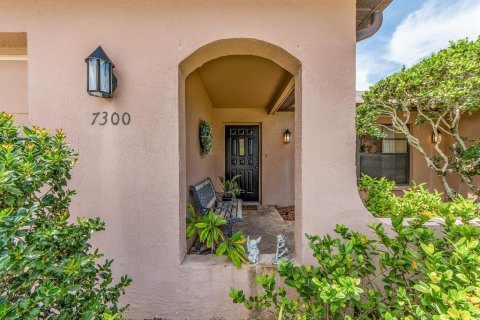 Casa en venta en Port Richey, Florida, 2 dormitorios, 140.28 m2 № 1826548 - foto 17