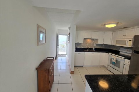 Copropriété à vendre à Port Orange, Floride: 2 chambres, 102.19 m2 № 2211524 - photo 8