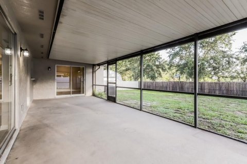 Villa ou maison à louer à Seffner, Floride: 4 chambres, 179.95 m2 № 2427500 - photo 9