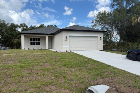 Casa en Port Charlotte, Florida 3 dormitorios, 150.04 m2 № 2141266