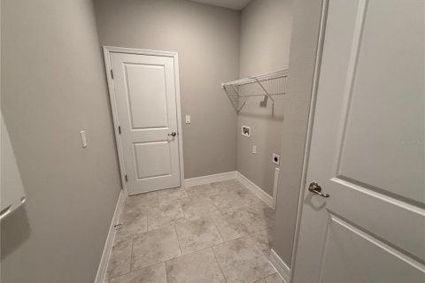 House in Port Charlotte, Florida 3 bedrooms, 150.04 sq.m. № 2141266 - photo 19