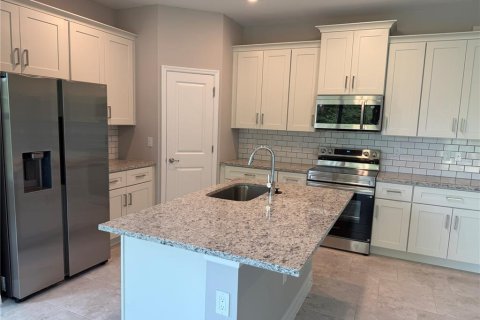House in Port Charlotte, Florida 3 bedrooms, 150.04 sq.m. № 2141266 - photo 6