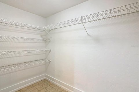 Condominio en alquiler en Haines City, Florida, 1 dormitorio, 90.49 m2 № 1850078 - foto 5
