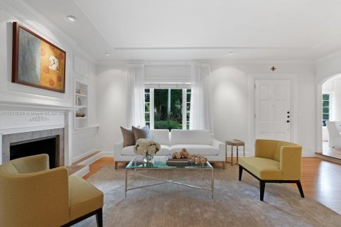 Villa ou maison à vendre à Coral Gables, Floride: 4 chambres, 326.37 m2 № 1932596 - photo 10