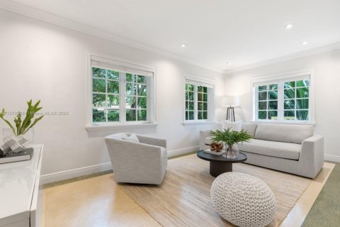 Villa ou maison à vendre à Coral Gables, Floride: 4 chambres, 326.37 m2 № 1932596 - photo 21