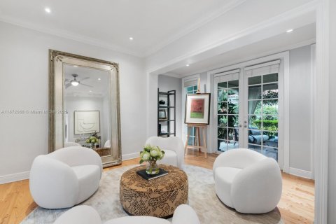 Villa ou maison à vendre à Coral Gables, Floride: 4 chambres, 326.37 m2 № 1932596 - photo 12