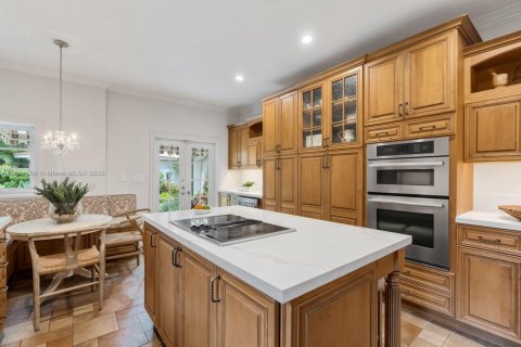 Villa ou maison à vendre à Coral Gables, Floride: 4 chambres, 326.37 m2 № 1932596 - photo 16