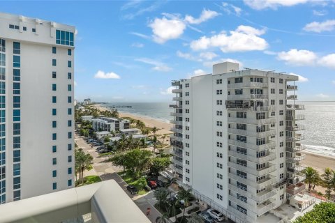 Condo à Pompano Beach, Floride, 2 chambres № 2395497