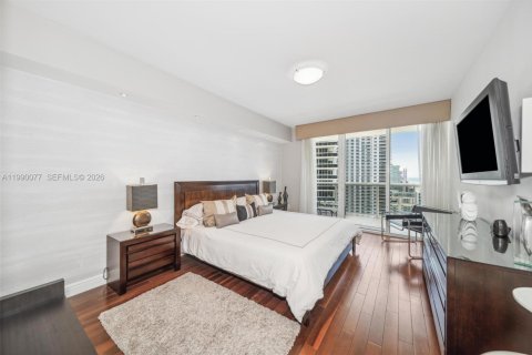 Condo in Hallandale Beach, Florida, 3 bedrooms  № 2053068 - photo 14