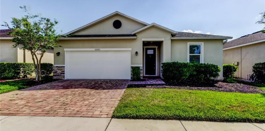 Casa en Land O' Lakes, Florida 4 dormitorios, 185.8 m2 № 1624825