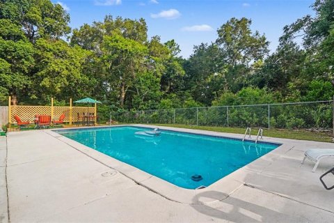 Villa ou maison à vendre à Homosassa, Floride: 3 chambres, 117.52 m2 № 2131140 - photo 2