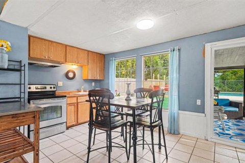 Villa ou maison à vendre à Homosassa, Floride: 3 chambres, 117.52 m2 № 2131140 - photo 6