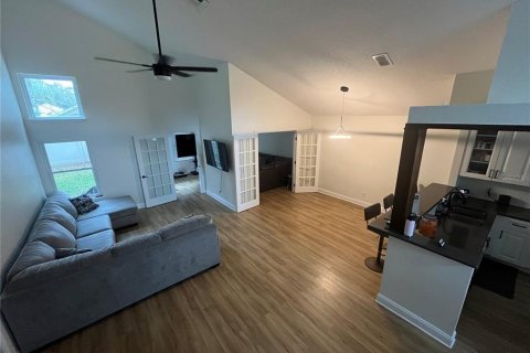 House in Altamonte Springs, Florida 4 bedrooms, 178.47 sq.m. № 2201005 - photo 20