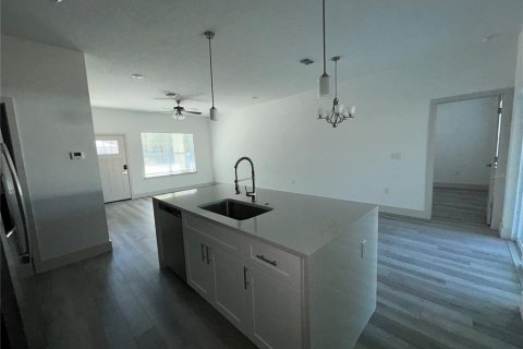 Villa ou maison à vendre à Citrus Springs, Floride: 4 chambres, 144.09 m2 № 2298220 - photo 10