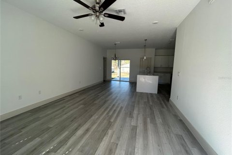 Villa ou maison à vendre à Citrus Springs, Floride: 4 chambres, 144.09 m2 № 2298220 - photo 4