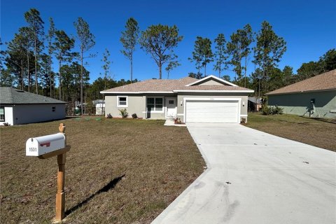 Casa en Citrus Springs, Florida 4 dormitorios, 144.09 m2 № 2298220