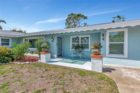 Villa ou maison à vendre à Sarasota, Floride: 3 chambres, 261.61 m2 № 1686508 - photo 6