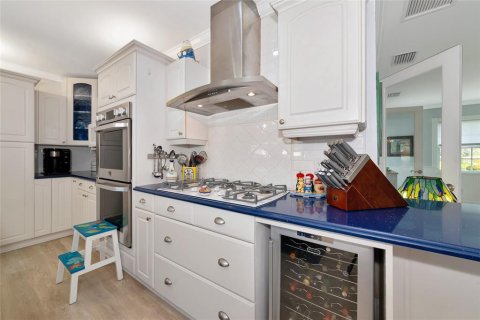 Villa ou maison à vendre à Sarasota, Floride: 3 chambres, 261.61 m2 № 1686508 - photo 18
