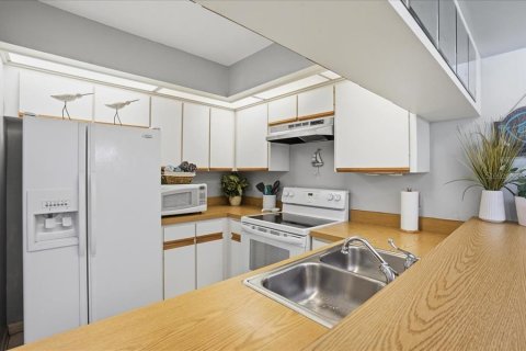 Condo in Venice, Florida, 2 bedrooms № 2091432 - photo 6