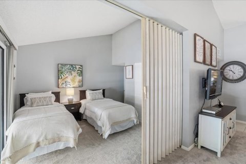 Condo in Venice, Florida, 2 bedrooms № 2091432 - photo 23
