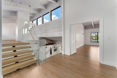 Villa ou maison à vendre à Hallandale Beach, Floride: 3 chambres, 490.62 m2 № 1895759 - photo 24