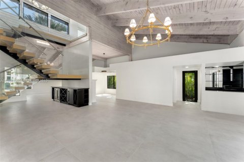 Villa ou maison à vendre à Hallandale Beach, Floride: 3 chambres, 490.62 m2 № 1895759 - photo 13