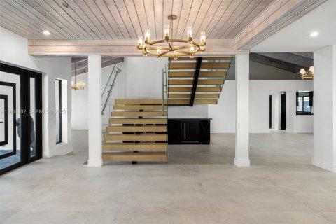 Villa ou maison à vendre à Hallandale Beach, Floride: 3 chambres, 490.62 m2 № 1895759 - photo 14