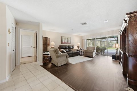 Casa en venta en Lutz, Florida, 3 dormitorios, 319.68 m2 № 2211723 - foto 13