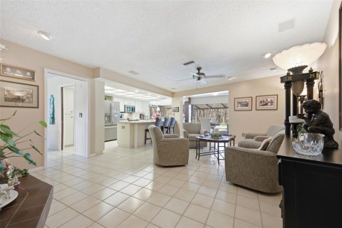 Casa en venta en Lutz, Florida, 3 dormitorios, 319.68 m2 № 2211723 - foto 12