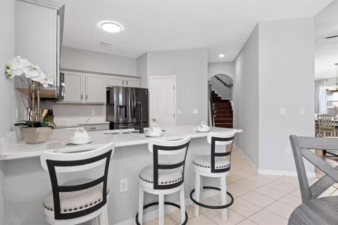 House in Haines City, Florida 5 bedrooms, 255.95 sq.m. № 1894175 - photo 7