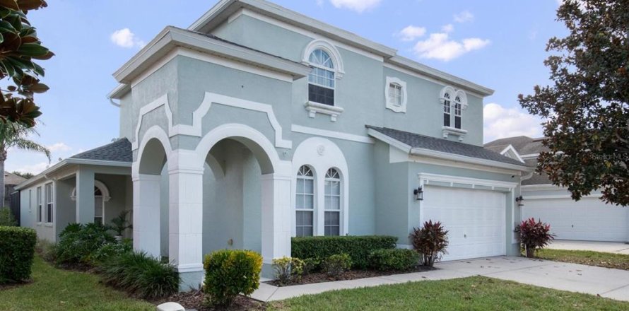 House in Haines City, Florida 5 bedrooms, 255.95 sq.m. № 1894175