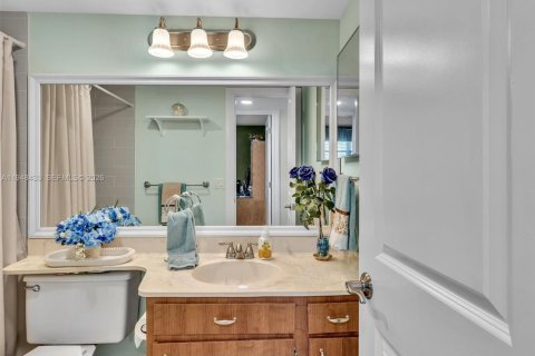 Copropriété à vendre à Pembroke Pines, Floride: 2 chambres, 108.7 m2 № 2004645 - photo 28