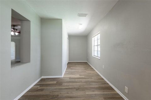 House in Spring Hill, Florida 4 bedrooms, 198.25 sq.m. № 2344574 - photo 25
