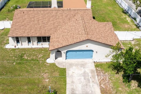 House in Spring Hill, Florida 4 bedrooms, 198.25 sq.m. № 2344574 - photo 2
