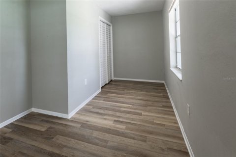 House in Spring Hill, Florida 4 bedrooms, 198.25 sq.m. № 2344574 - photo 26