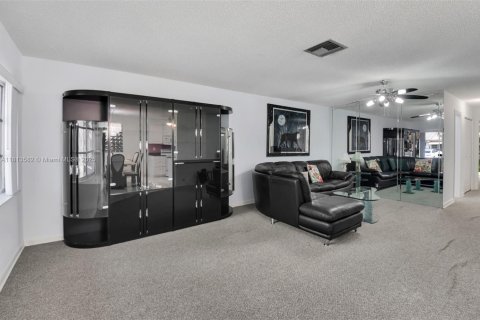 House in Delray Beach, Florida 2 bedrooms, 111.48 sq.m. № 1762573 - photo 13