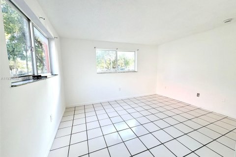 Copropriété à vendre à Miami, Floride: 1 chambre, 65.31 m2 № 1996560 - photo 7