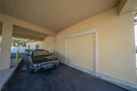 Immobilier commercial à louer à Port Charlotte, Floride: 1882.85 m2 № 2436717 - photo 6