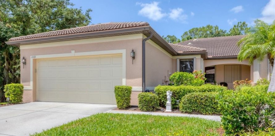 House in Venice, Florida 2 bedrooms, 148.64 sq.m. № 1777396
