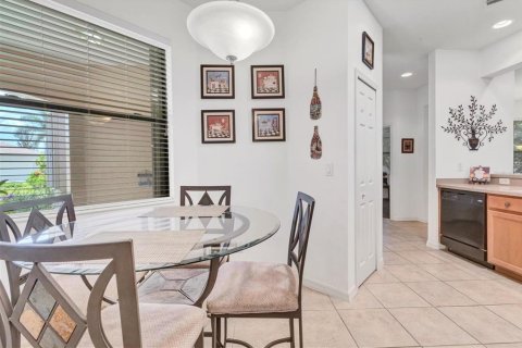 House in Venice, Florida 2 bedrooms, 148.64 sq.m. № 1777396 - photo 12
