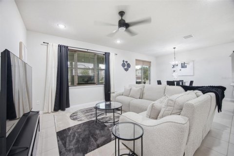 Villa ou maison à vendre à Tampa, Floride: 4 chambres, 264.49 m2 № 2396853 - photo 18