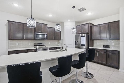 Villa ou maison à vendre à Tampa, Floride: 4 chambres, 264.49 m2 № 2396853 - photo 13