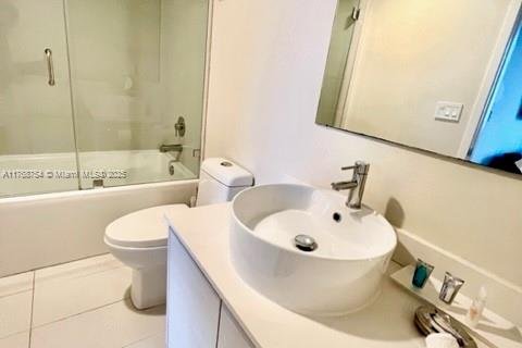 Copropriété à vendre à Hallandale Beach, Floride: 3 chambres, 146.51 m2 № 1985467 - photo 25