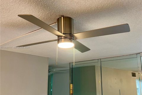 Condominio en alquiler en Sunny Isles Beach, Florida, 1 dormitorio, 67.35 m2 № 1992985 - foto 6