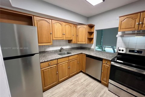 Condominio en alquiler en Sunny Isles Beach, Florida, 1 dormitorio, 67.35 m2 № 1992985 - foto 16