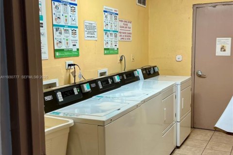 Condominio en alquiler en Sunny Isles Beach, Florida, 1 dormitorio, 67.35 m2 № 1992985 - foto 27