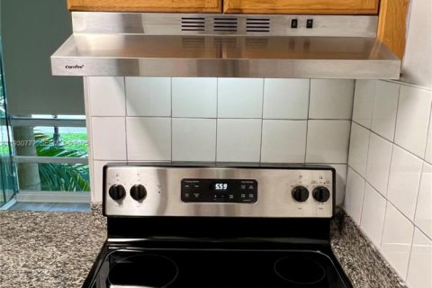 Condominio en alquiler en Sunny Isles Beach, Florida, 1 dormitorio, 67.35 m2 № 1992985 - foto 14