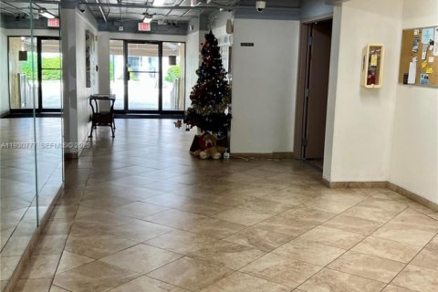 Condominio en alquiler en Sunny Isles Beach, Florida, 1 dormitorio, 67.35 m2 № 1992985 - foto 30