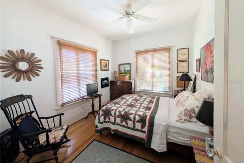 Villa ou maison à louer à Sarasota, Floride: 2 chambres, 108.51 m2 № 2206427 - photo 16