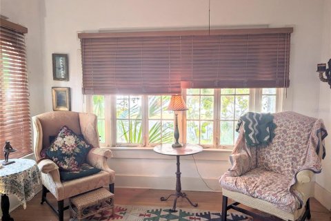 Villa ou maison à louer à Sarasota, Floride: 2 chambres, 108.51 m2 № 2206427 - photo 7